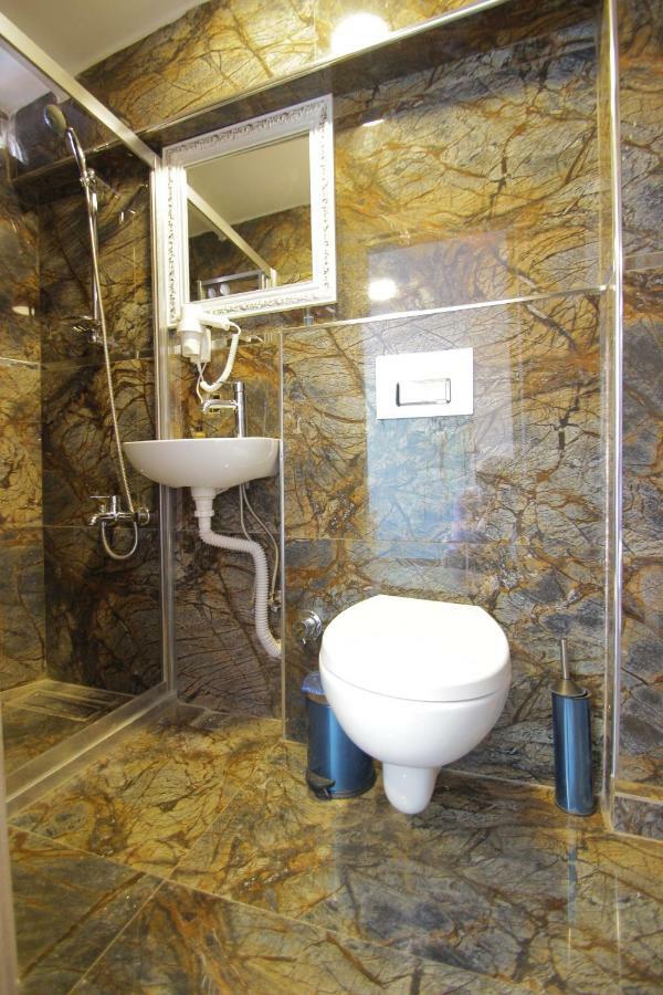 Grand Fm Hotel Istanbul Eksteriør billede